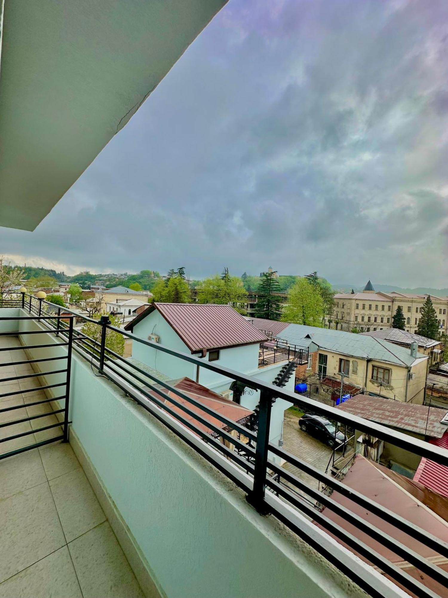Hotel Balcony Kutaisi Esterno foto