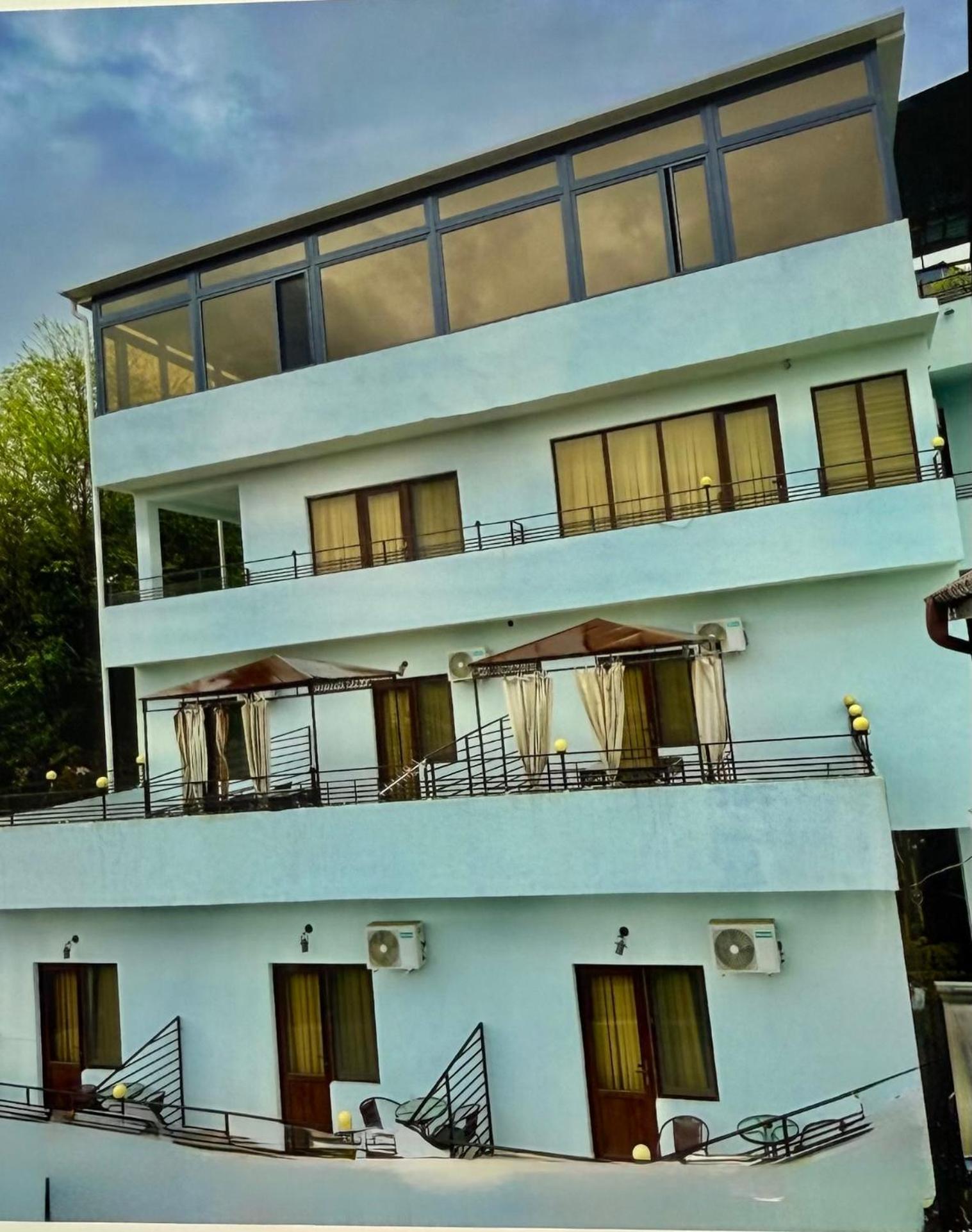 Hotel Balcony Kutaisi Esterno foto